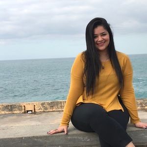 Meet your Posher, Maria